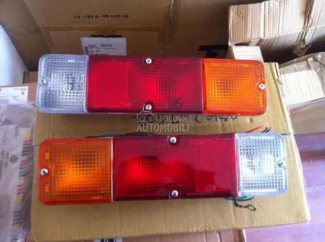 Stop Svetlo,Stop Lampa za Suzuki SJ Samurai od 1979. do 2004. god. - 35604-86002