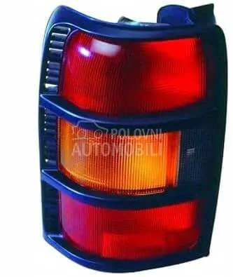 Stop Svetlo Stop Lampa za Mitsubishi Pajero od 1992. do 1995. god. - MB831086