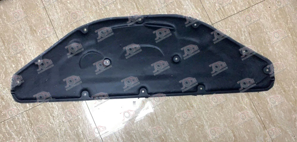 Izolacija Haube Mercedes R Class (W251) (od 2010.) — Mercedes R-Class (W251)