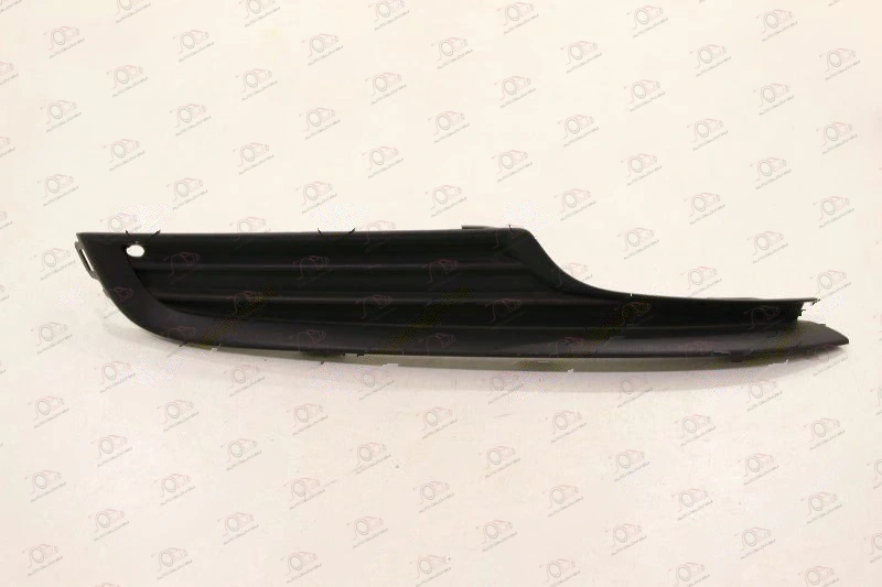 Rešetka Prednjeg Branika Donja Volkswagen Golf Variant/Alltrack 2013-2017 — Volkswagen Golf 7 Variant