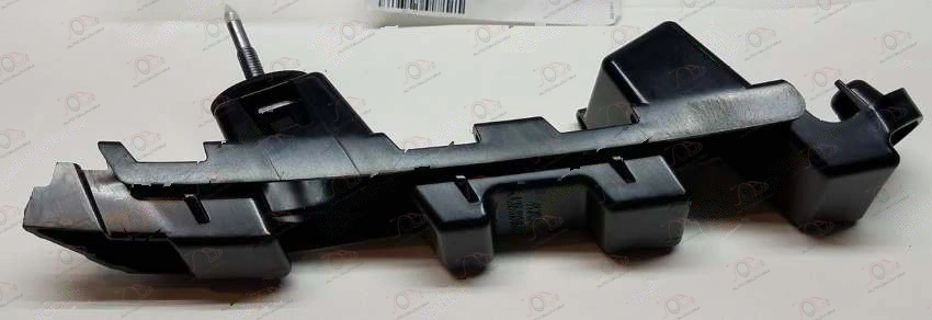 Nosač Zadnjeg Branika Gornji Plastični Mercedes C Class (W205) SDN/S.W. (od 2014.) - DESNO — Mercedes C-Class (W205)