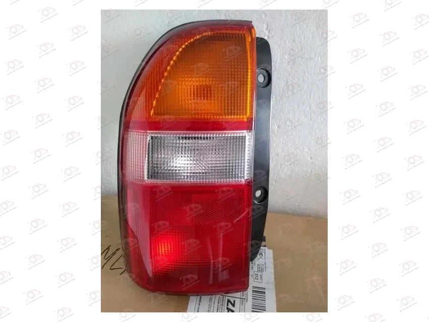 Stop Svetlo, Stop Lampa Suzuki Grand Vitara 1999-2005 - DESNO — Suzuki Grand Vitara (1999)