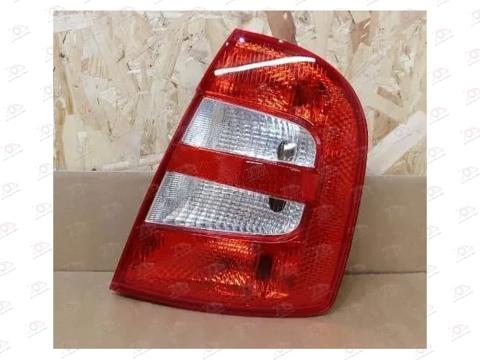Stop Svetlo, Stop Lampa Škoda Fabia 1999-2004 - DESNO — Škoda Fabia I