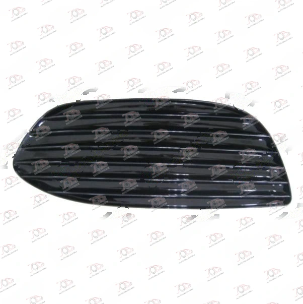 Rešetka Prednjeg Branika (Exclusive) Mercedes C Class (W205) SDN/S.W. (od 2014.) - LEVO — Mercedes C-Class (W205)