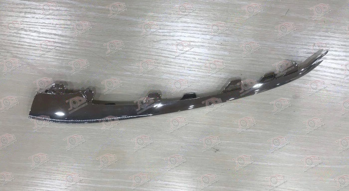 Lajsna Prednjeg Branika Donja Hrom (Amg Line) Mercedes S Class (W222) (od 2017.) - DESNO — Mercedes S-Class (W222)