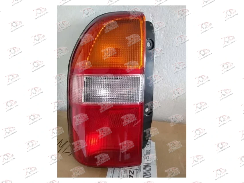 Stop Svetlo, Stop Lampa Suzuki Grand Vitara 1999-2005 - DESNO — Suzuki Grand Vitara (1999)