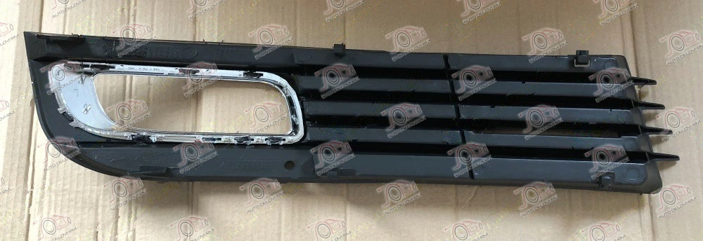 Rešetka Prednjeg Branika (sa Maglenkom) (Hrom Okvir) 07- Audi A8 2002-2009 - LEVO — Audi A8 (D3)