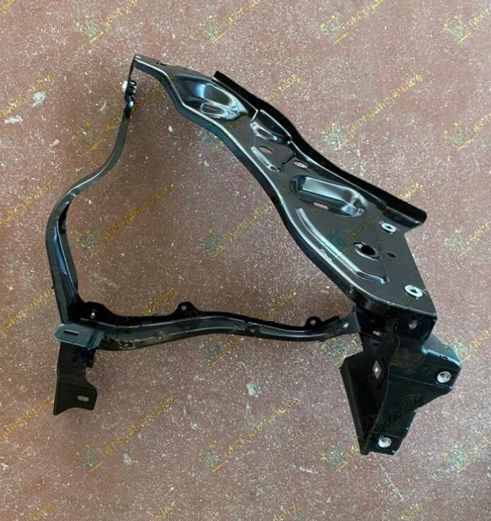 Nosač Fara Aluminijum Mercedes Cls (W218) Coupe 2014-2018 - LEVO — Mercedes CLS (W218)