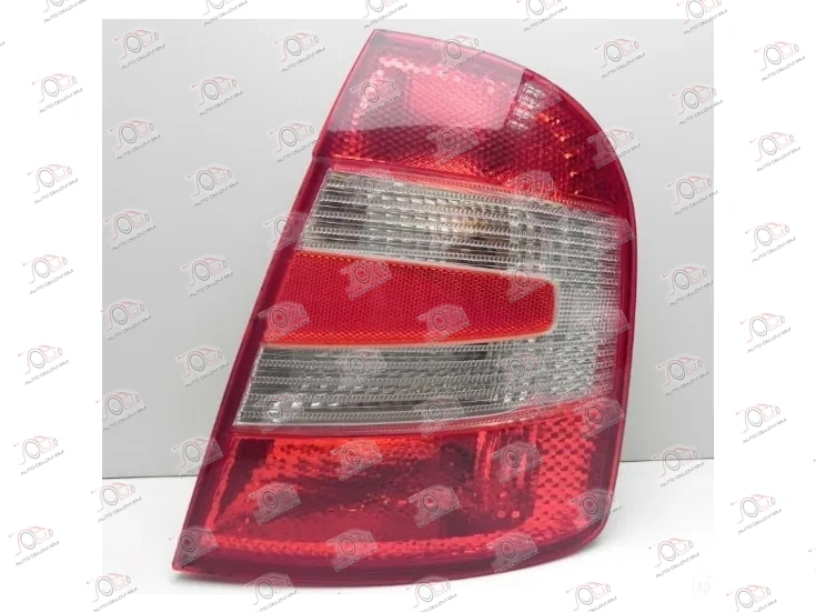 Stop Svetlo 3/5 Vrata Škoda Fabia 2004-2007 - DESNO — Škoda Fabia I