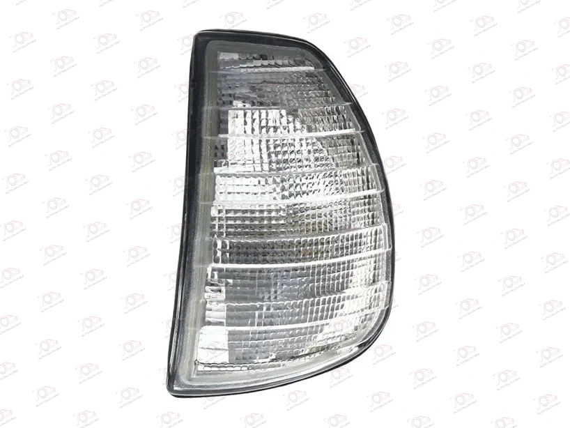 Migavac Mercedes Benz W123 1976-1982 - DESNO — Mercedes E-Class (W123)
