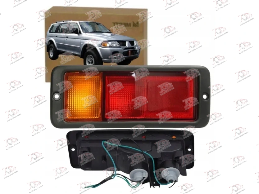Stop Svetlo u Braniku Mitsubishi Pajero 1996-2001 - DESNO — Mitsubishi Pajero