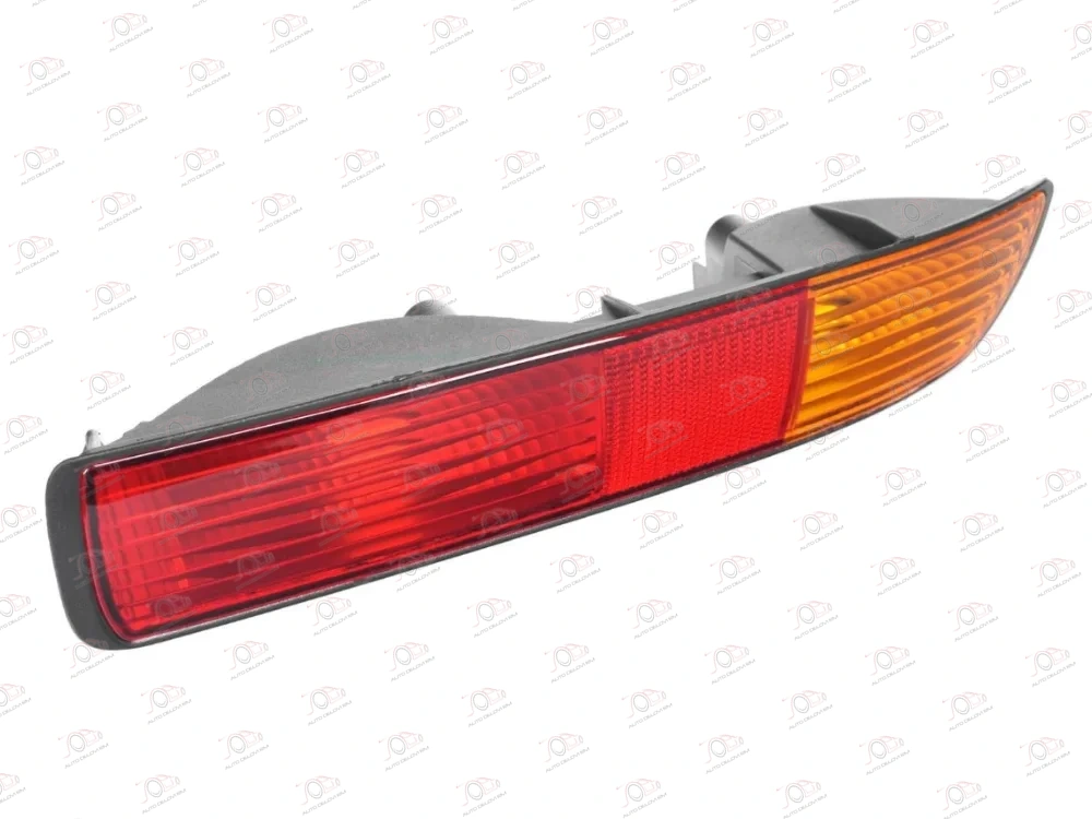 Zadnja Maglenka Mitsubishi Pajero 2001-2003 - LEVO — Mitsubishi Pajero