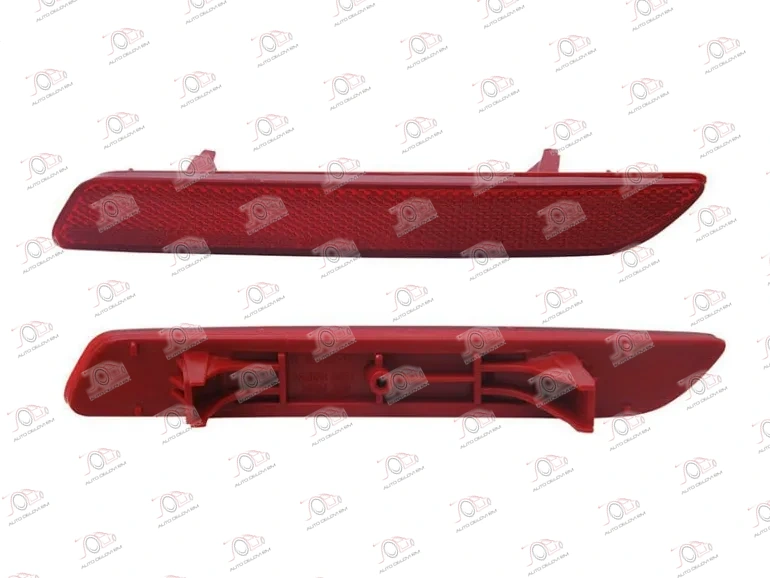 Katadiopter u Zadnjem Braniku Honda CR-V 2010-2013 - DESNO — Honda CR-V