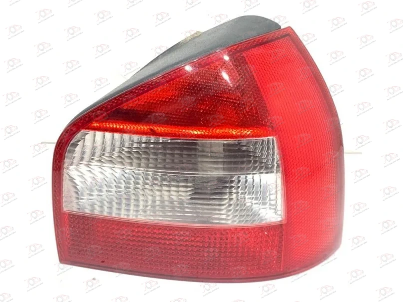 Stop Svetlo Audi A3 2000-2003 - DESNO — Audi A3