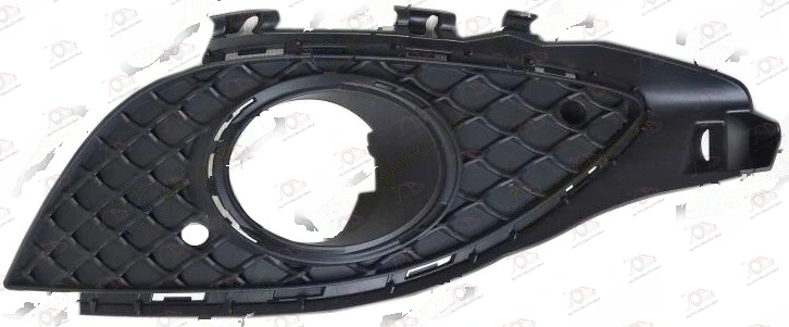 Rešetka Prednjeg Branika (sa Maglenkom) (sa Otvorima za Lajsnu) Mercedes A Class (W176) 2012-2015 - DESNO — Mercedes A-Class (W176)