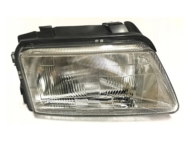 Far Audi A4 1994-1998 - DESNO — Audi A4 (B5)