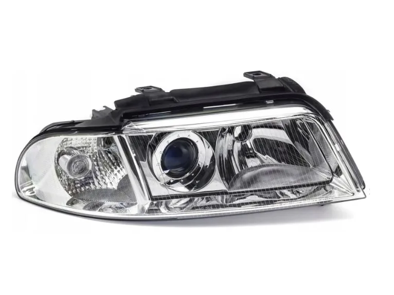 Far Audi A4 1999-2000 - DESNO — Audi A4 (B5)
