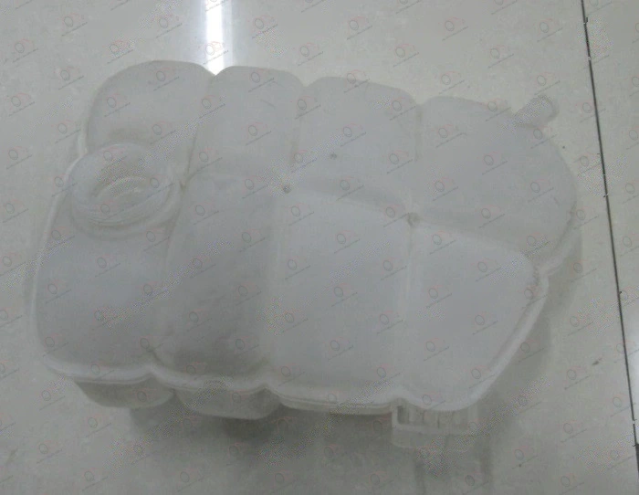 Posuda za Antifriz (sa Poklopcem) (Benzin) (St) Ford Focus (od 2011.) — Ford Focus (2011–2026.)
