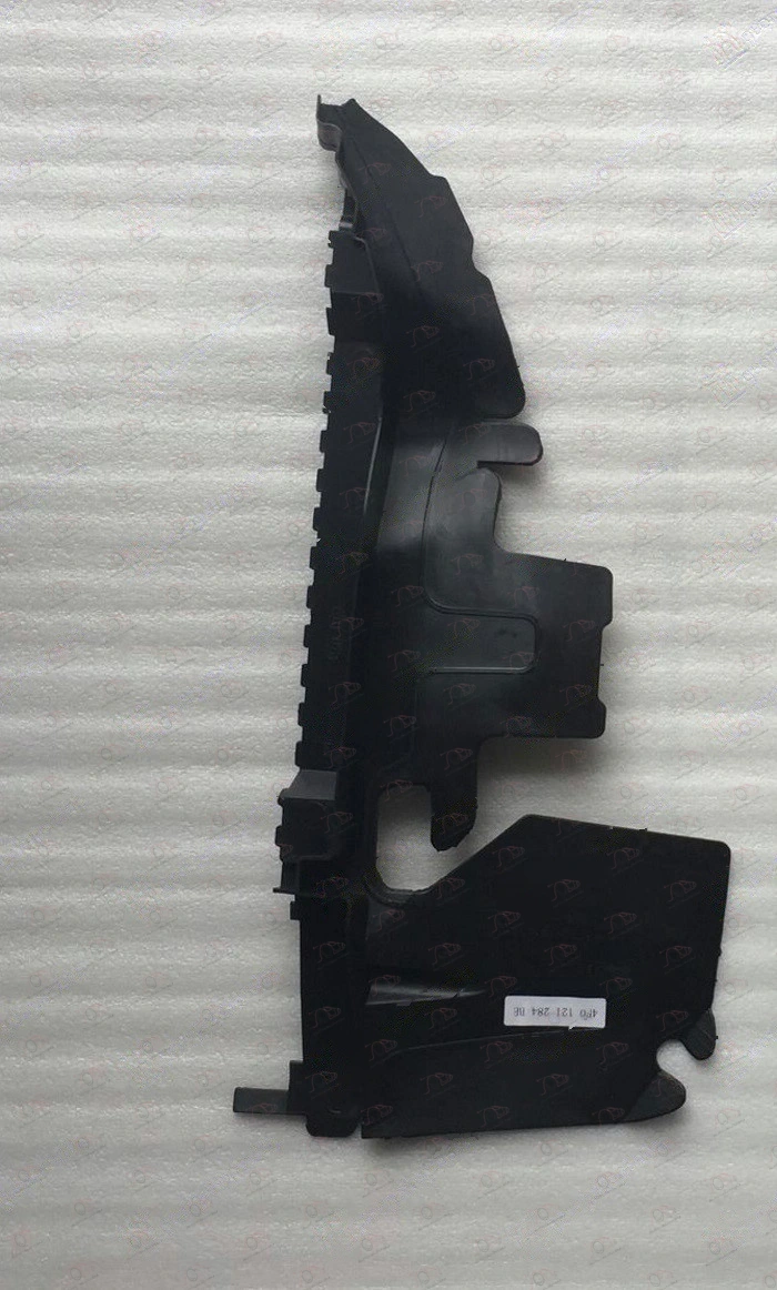 Nosač Hladnjaka Plastični Vertikalni (2.4/3.2 Benzin) Audi A6 2004-2008 - DESNO, strana: desno — Audi A6 (C6) (2004–2008.)