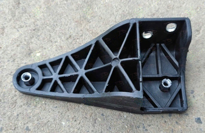 Nosač Veznog Lima Gornji Plastični Mercedes Vito (W447) (od 2015.) — Mercedes Vito (W447) (2015–2026.)