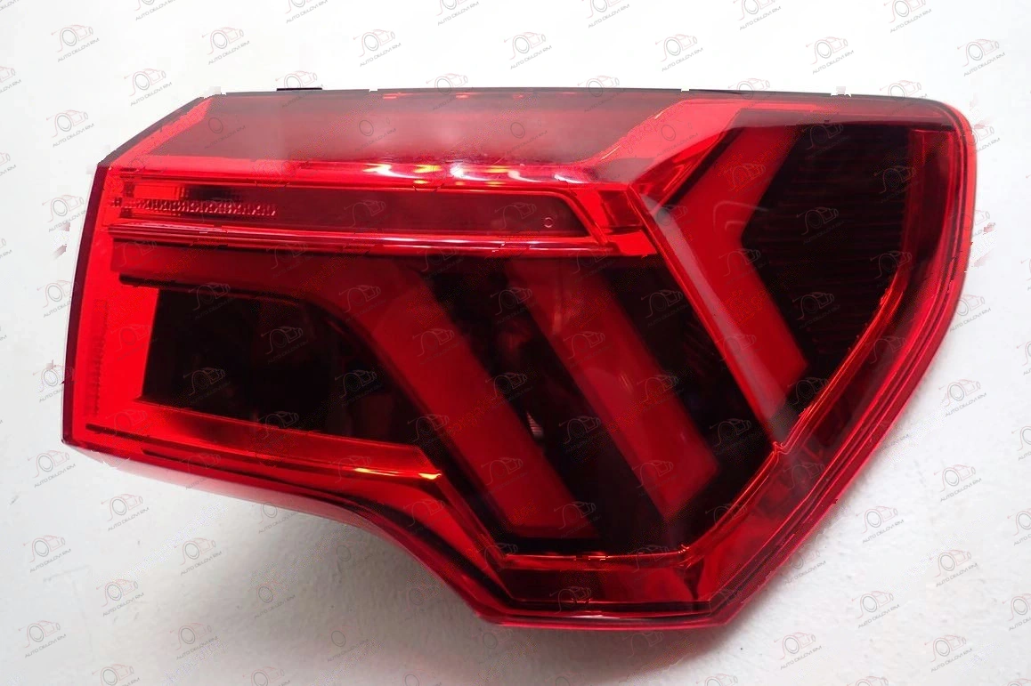 Stop Lampa Spoljašnja LED (Ulo) Audi Q3 (od 2018.) - DESNO, strana: desno — Audi Q3 (2018–2026.)