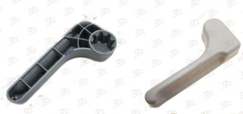 Kvaka Zadnjih Vrata Unutrašnja Mercedes Sprinter (208-408) (od 2006.) - LEVO, strana: levo — Mercedes Sprinter 208/408 2006-2013 (W906) (2006–2026.)