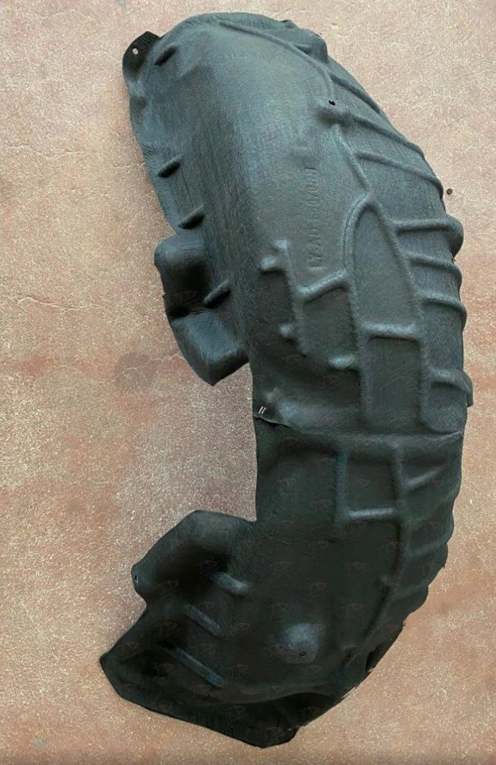 Zadnje Potkrilo Plastično Audi A4 (od 2015.) - LEVO, strana: levo — Audi A4 (B9) (2015–2026.)
