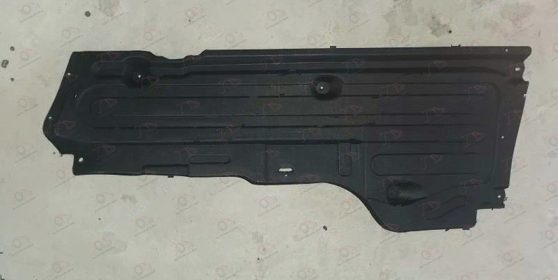 Zaštita Motora (Prednji Deo) Plastična Mercedes E (211) 2002-2009 — Mercedes E-Class (W211) (2002–2009.)