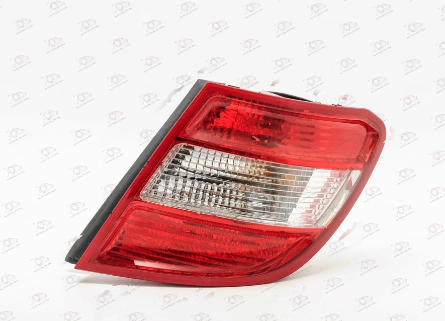 Stop Lampa Karavan (Beli Migavac) (DEPO) Mercedes C (204) 2007-2011 - DESNO, strana: desno — Mercedes C-Class (W204) (2007–2011.)