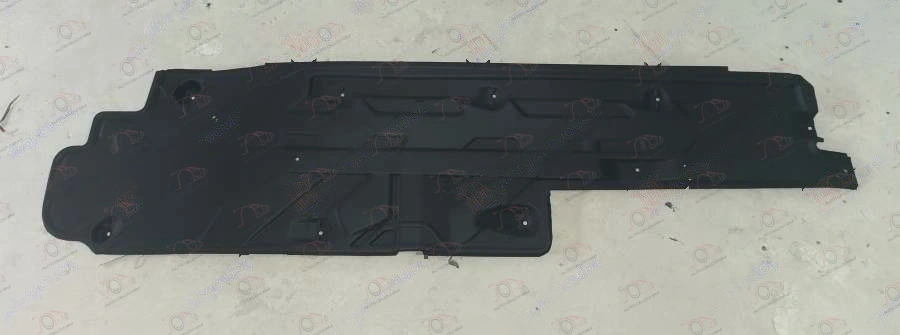 Zaštita Motora Plastična Mercedes C (204) 2007-2011 — Mercedes C-Class (W204) (2007–2011.)