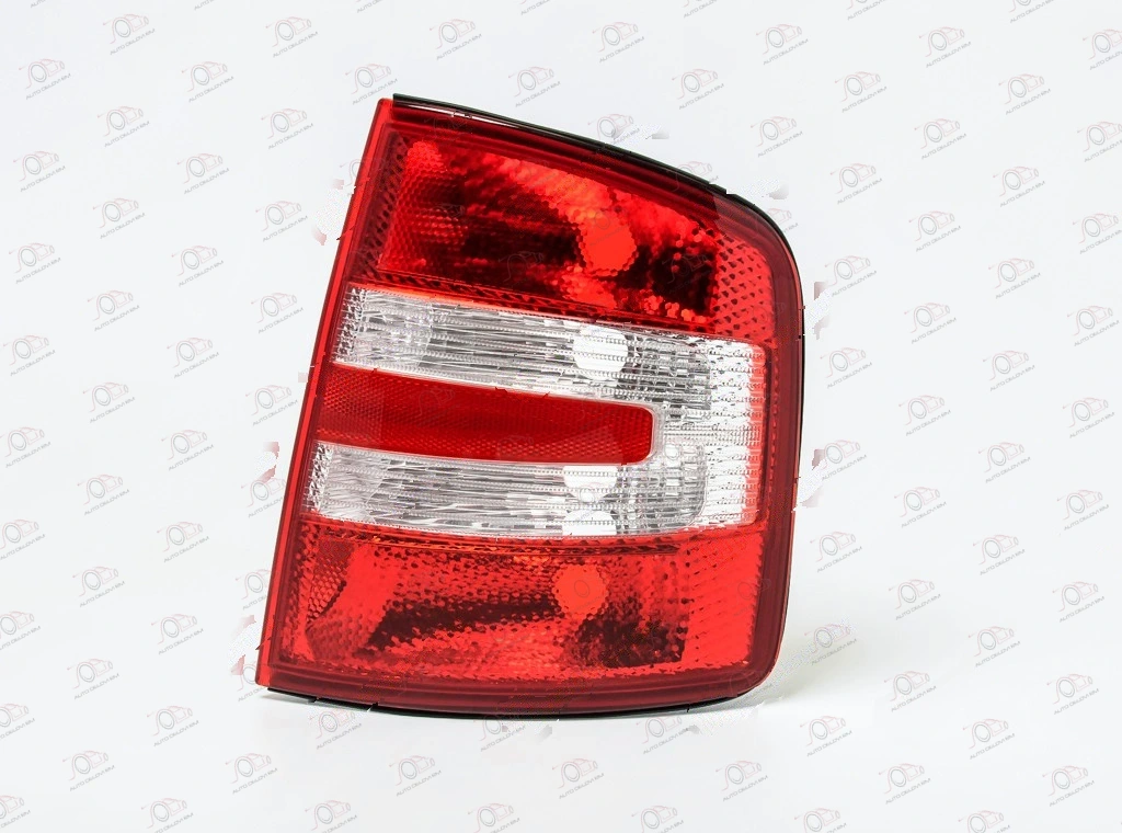 Stop Lampa 4 Vrata Karavan 04- (TYC) Škoda Fabia -07 - DESNO, strana: desno — Škoda Fabia I (1999–2007.)