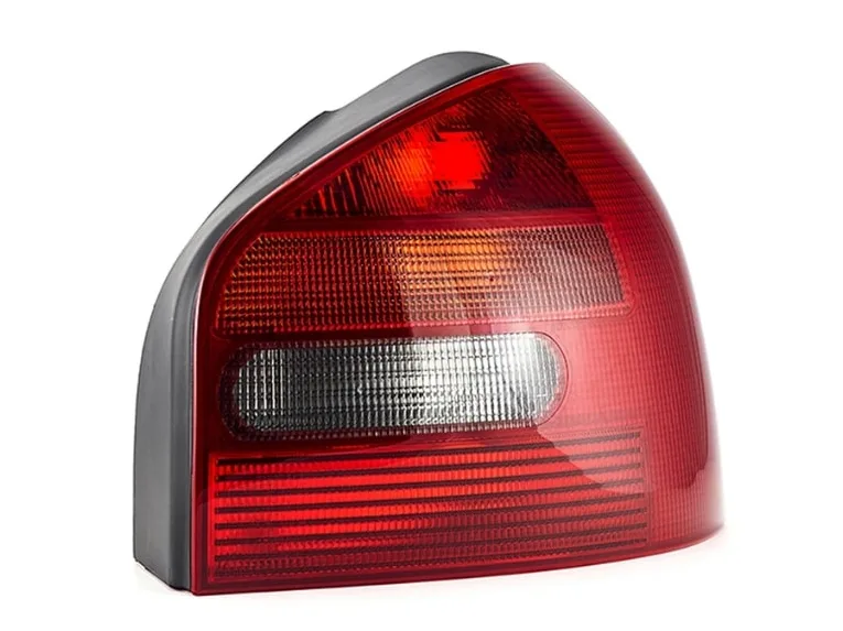 Stop Svetlo Audi A3 1996-2000 - DESNO — Audi A3